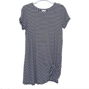 Westport Short Sleeve Tee Tunic Twisted Knot Top Striped Black White Size XS